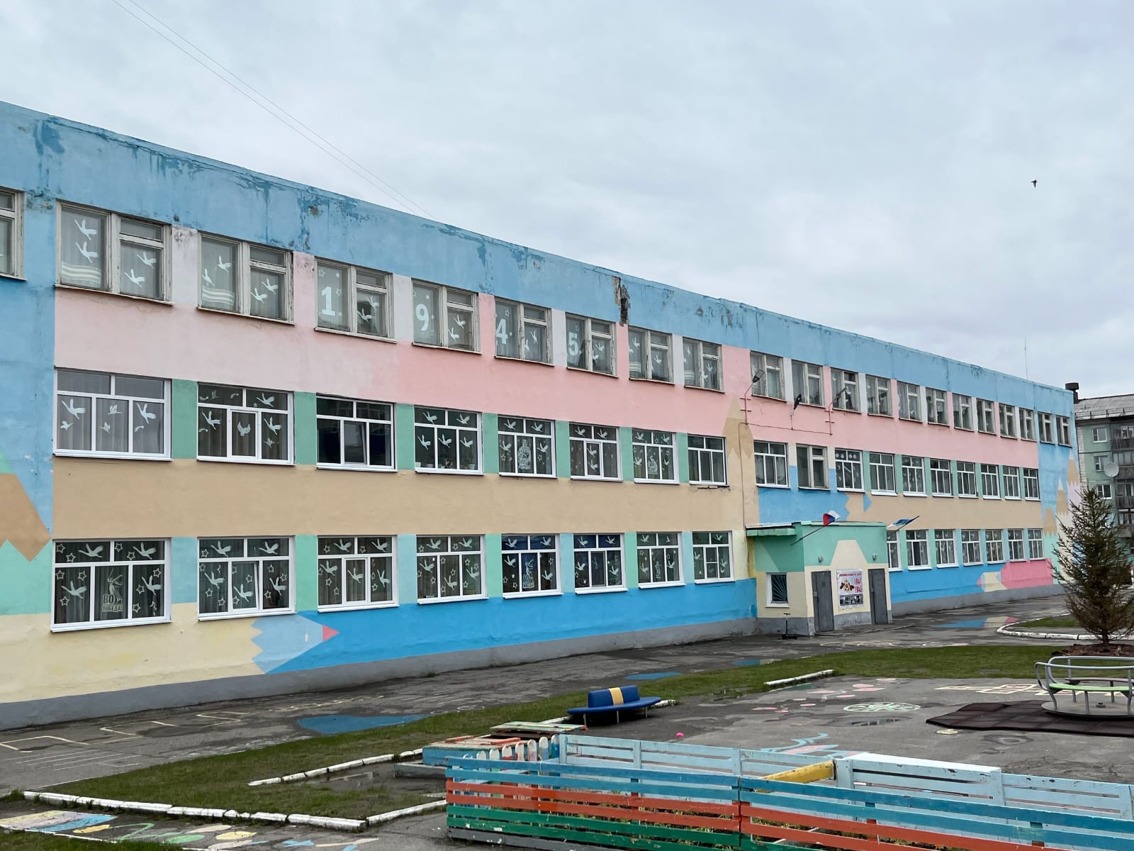 Народный бюджет в Воркуте: в детском саду «Катюша» установили новые окна.