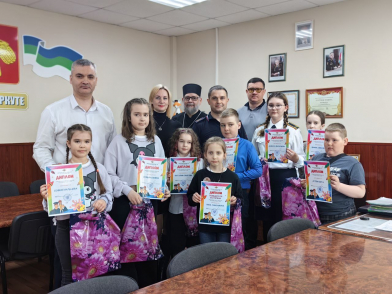 В Воркуте полицейские и общественники поздравили участников конкурса «Полицейский Дядя Стёпа».