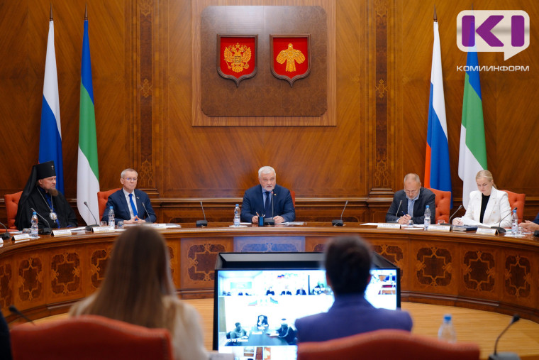 Глава Коми предложил поддерживать беременных и молодых мам работой и жильем, но при этом ужесточить ответственность за принуждение к абортам. Глава Коми предложил поддерживать беременных и молодых мам работой и жильем, но при этом ужесточить ответственность за принуждение к абортам.