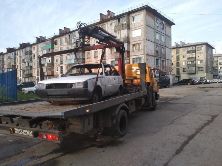 В Воркуте стартует проект по вывозу брошенных авто. В Воркуте стартует проект по вывозу брошенных авто.